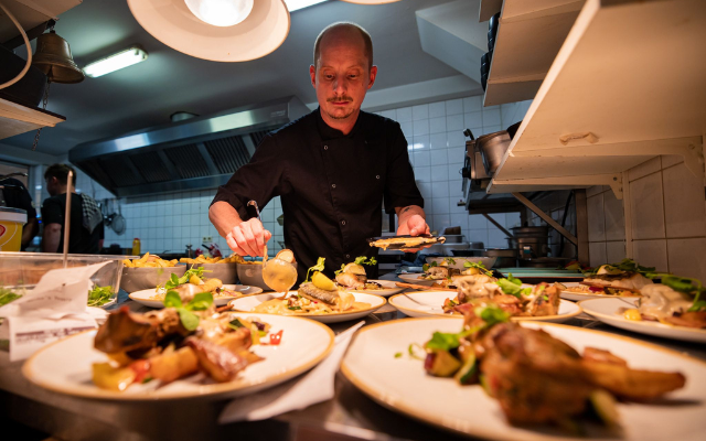 Zelfstandig werkend kok